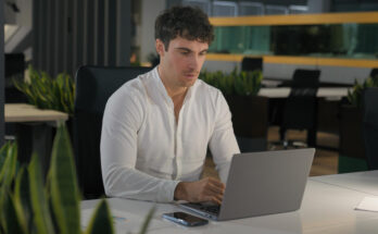 Micro-SaaS-Modelo-Negocio-Rentable-Solopreneurs
